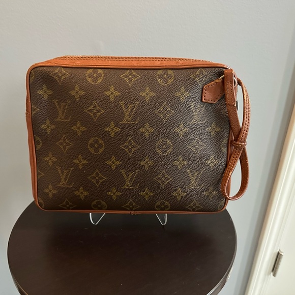 Authentic Louis Vuitton Vintage Monogram Leather Wristlet Pochette Sport Clutch. - Picture 1 of 16